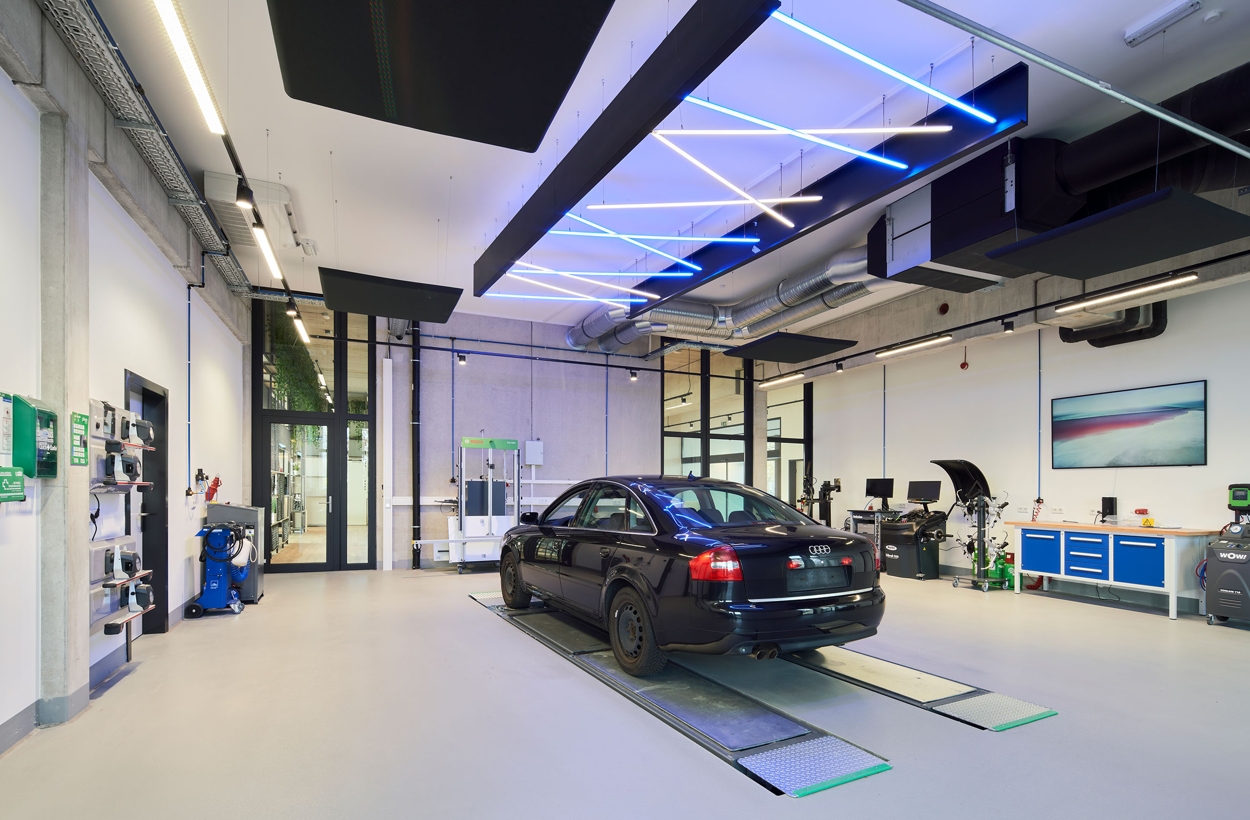 Werkstattfläche der Hauptverwaltung pitstop