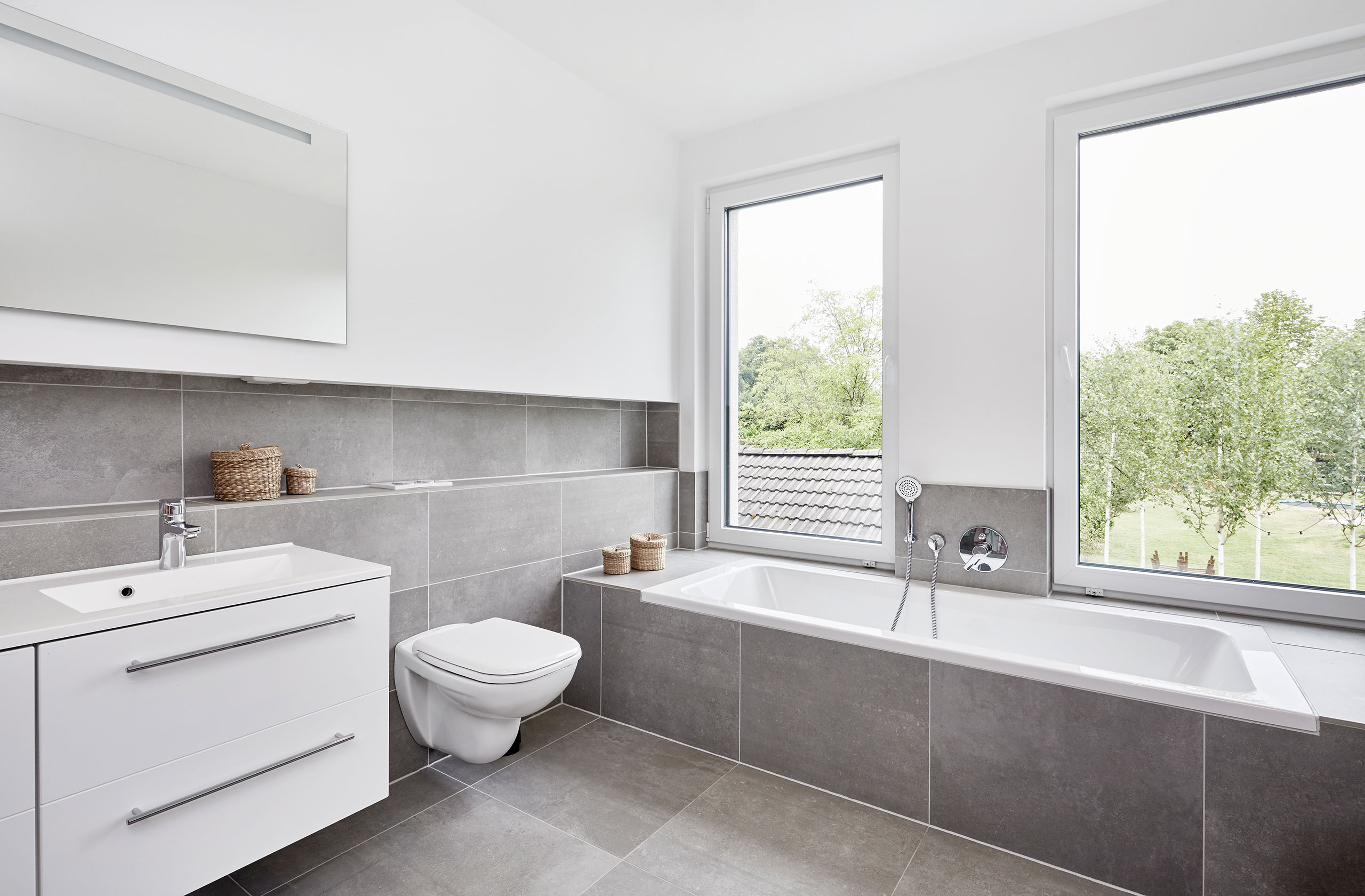 Lichtdurchflutetes Bad